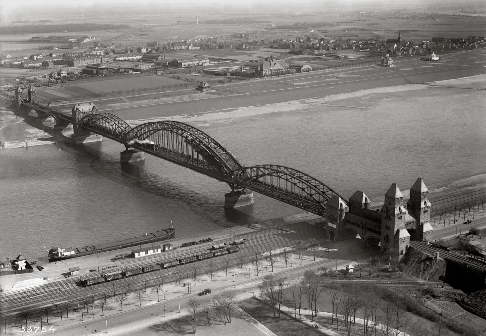 Südbrücke Köln 1933