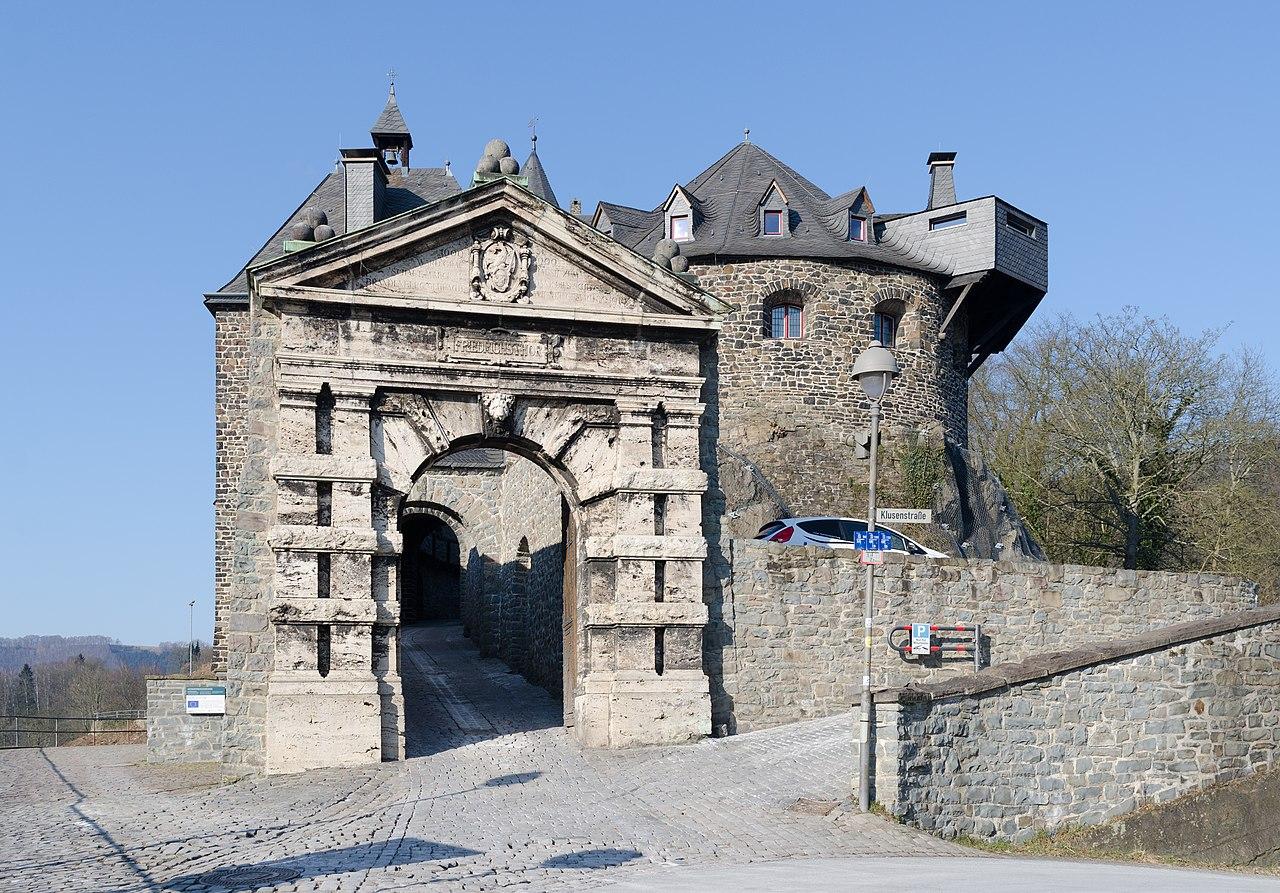 Tor zum Unteren Burghof