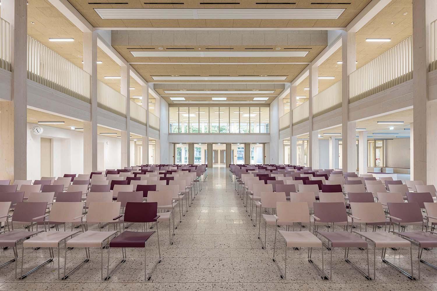 Mathilde-Anneke-Gesamtschule, Forum