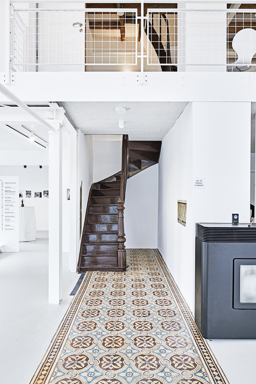 bauKULTURstelle, Foyer, erhaltene Treppenanlage