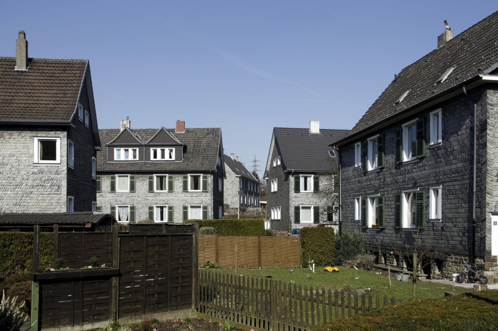 Gartenstadt Crengeldanz, Siedlungshäuser mit Gärten