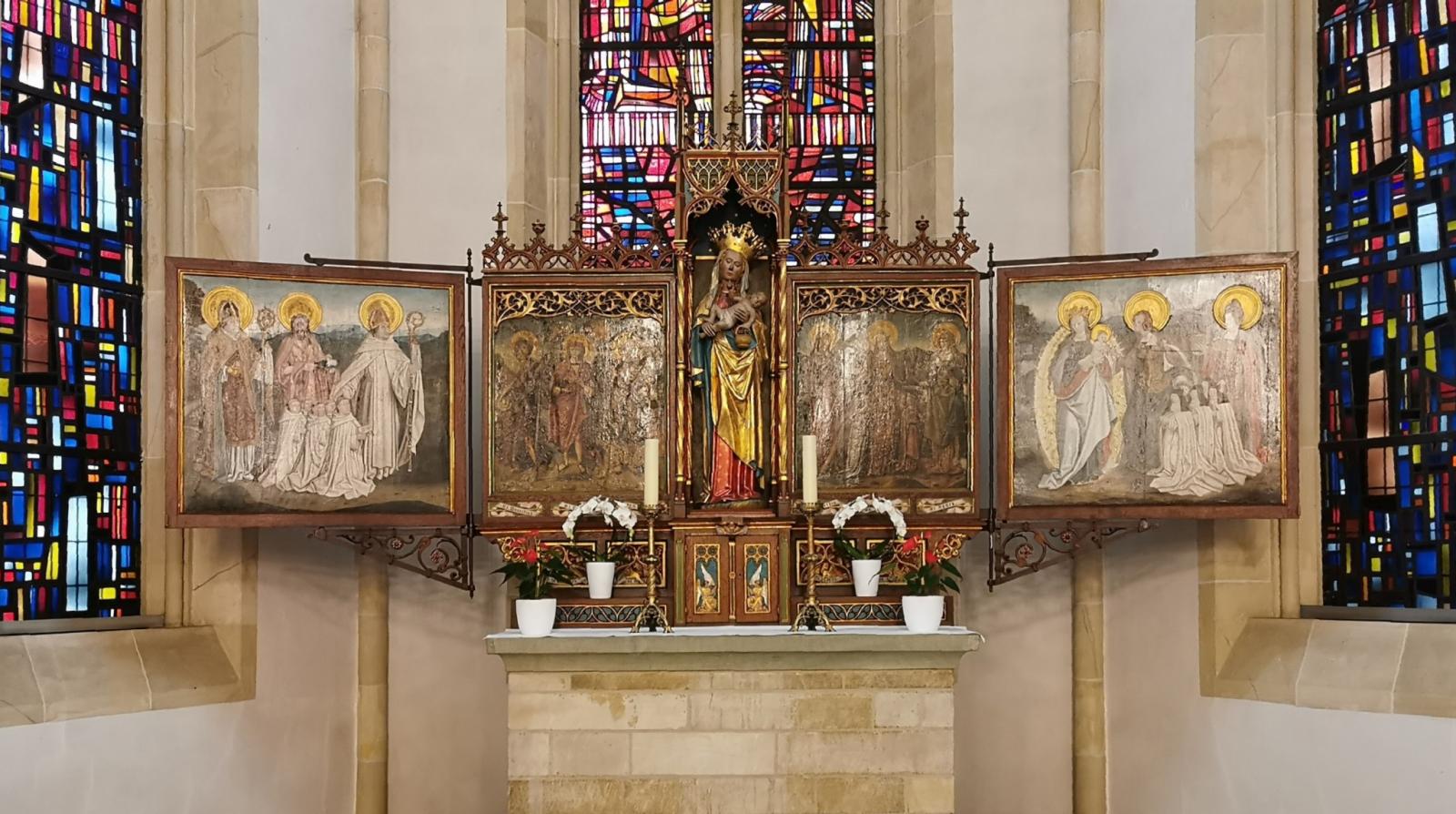 Flügelaltar im Chor von St. Nicolai
