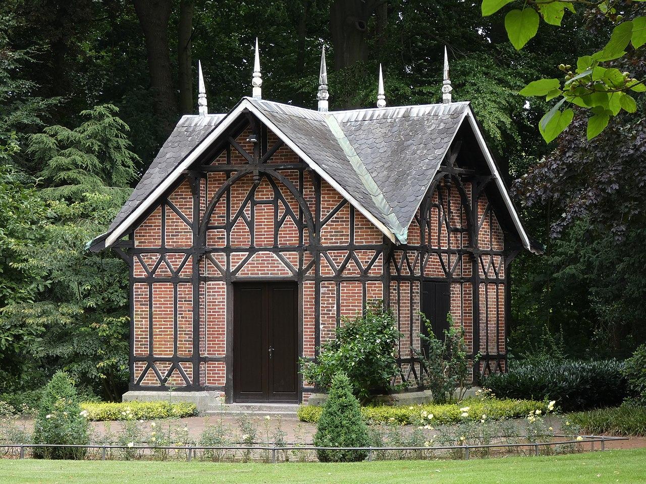 Teehäuschen im Schlosspark Ahaus