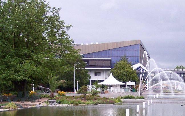 Eingang zum Grugapark mit Grugahalle