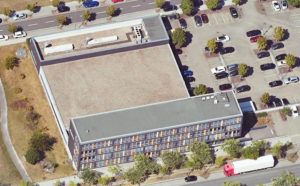 Schrägluftbild von Süden, Head Office Raith