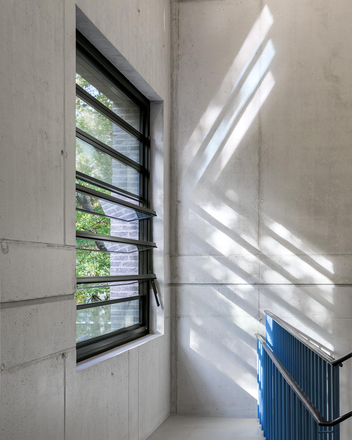 Mensa und Ateliergebäude der BAN, Detailbild Treppenhaus