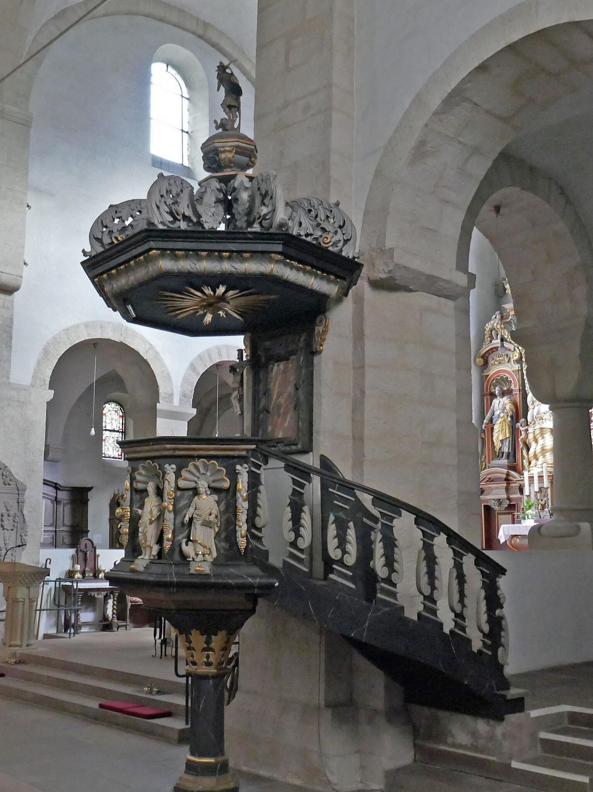 Kanzel in St. Peter und Paul