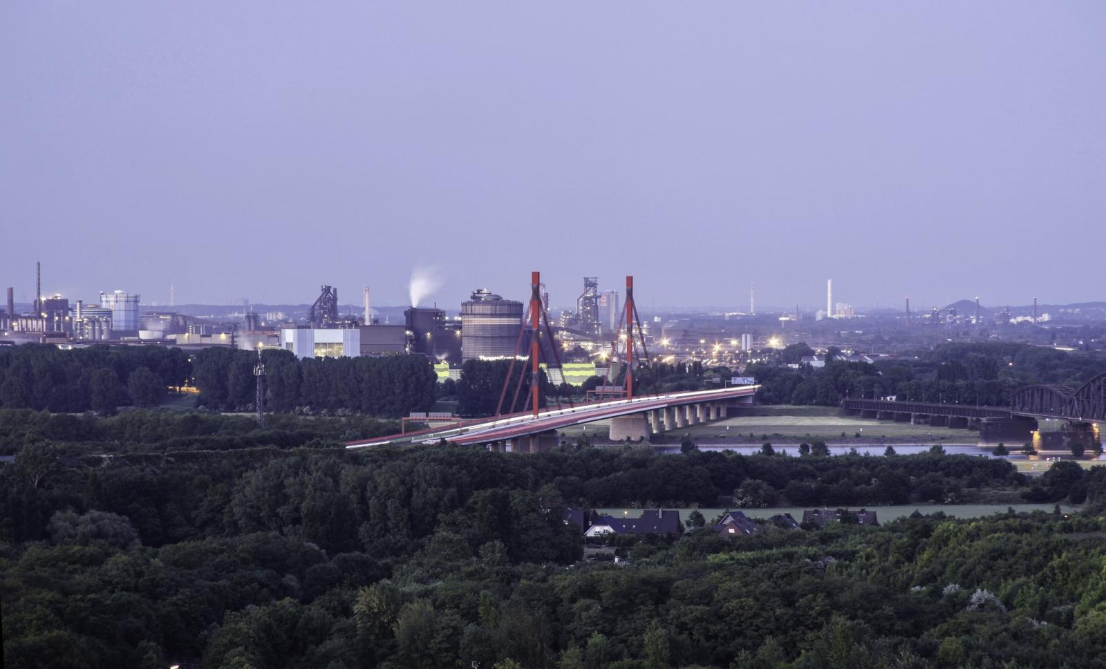 Luftbild Beeckerwerther Brücke