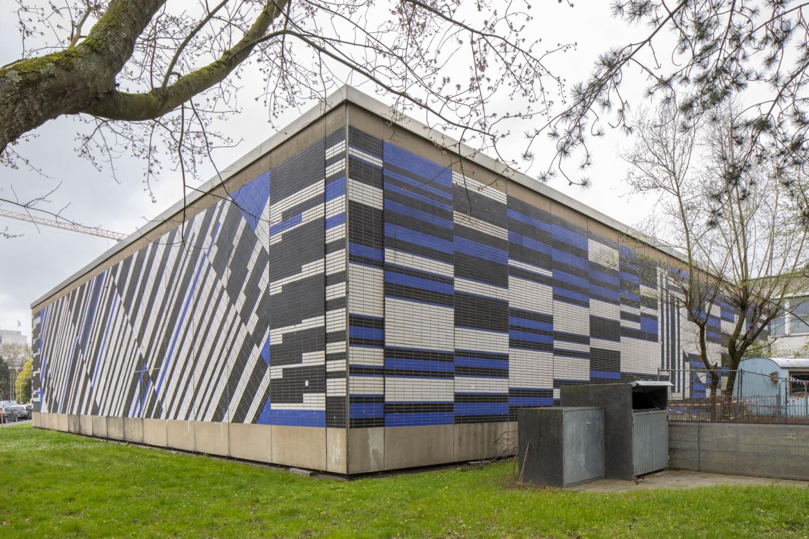 Audimax der ehem. FH Düsseldorf, Fassade aus Blickrichtung Süden