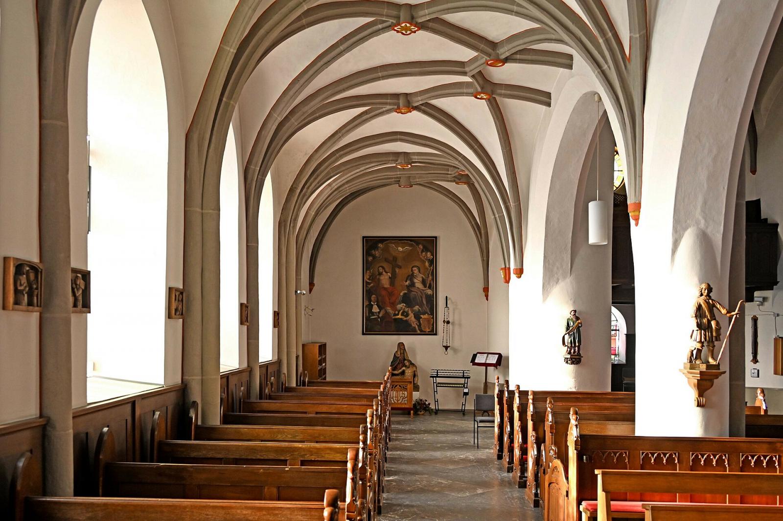 Kircheninnenraum, Seitenschiff