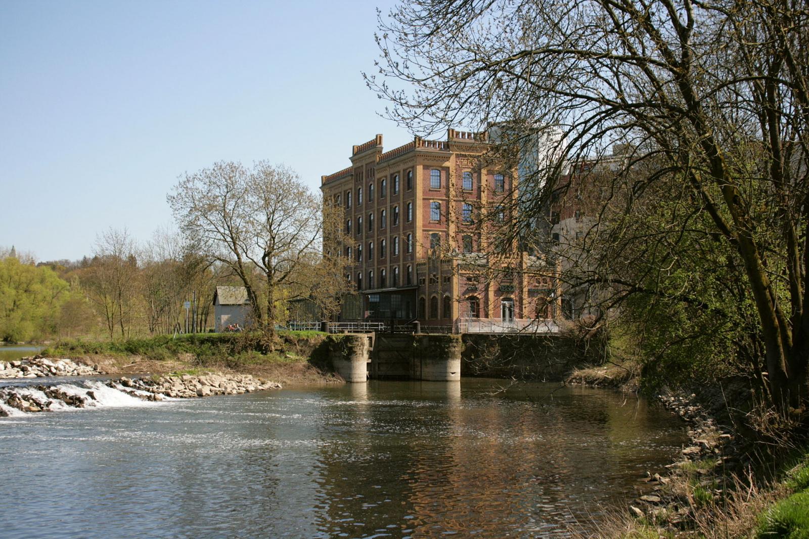 Birschel-Mühle mit Hattinger Schleuse