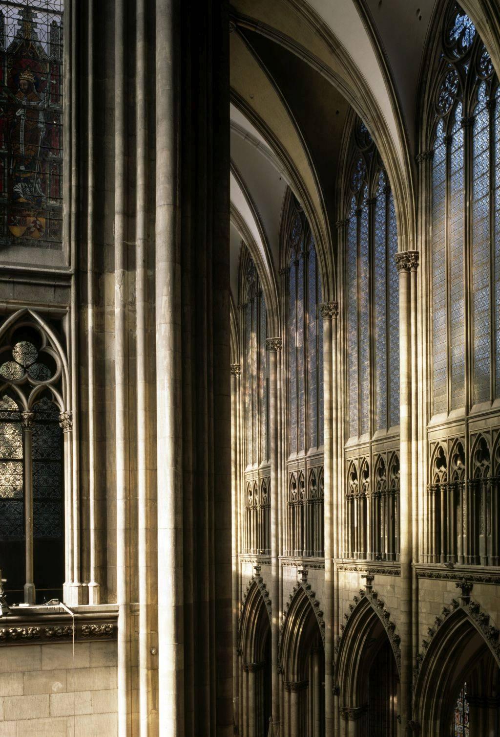 Blick vom Triforium in das Mittelschiff des Kölner Doms
