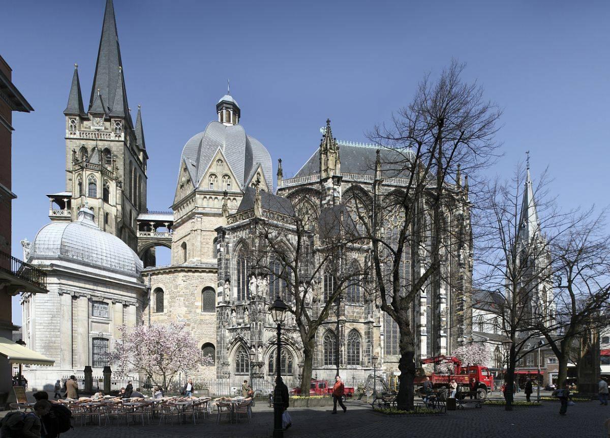 Südansicht (Münsterplatz)