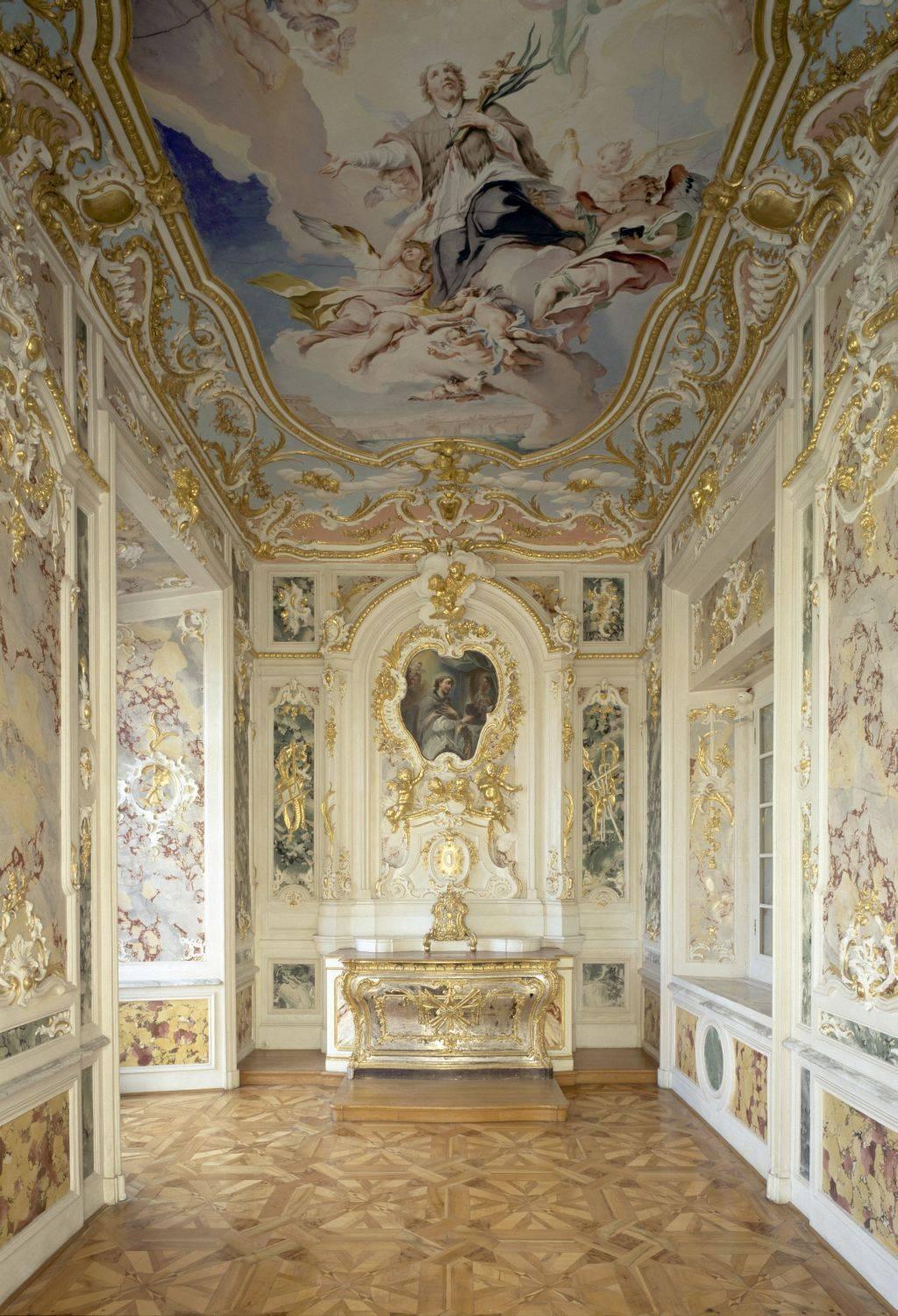 Nepomukkapelle, Blick auf Altar