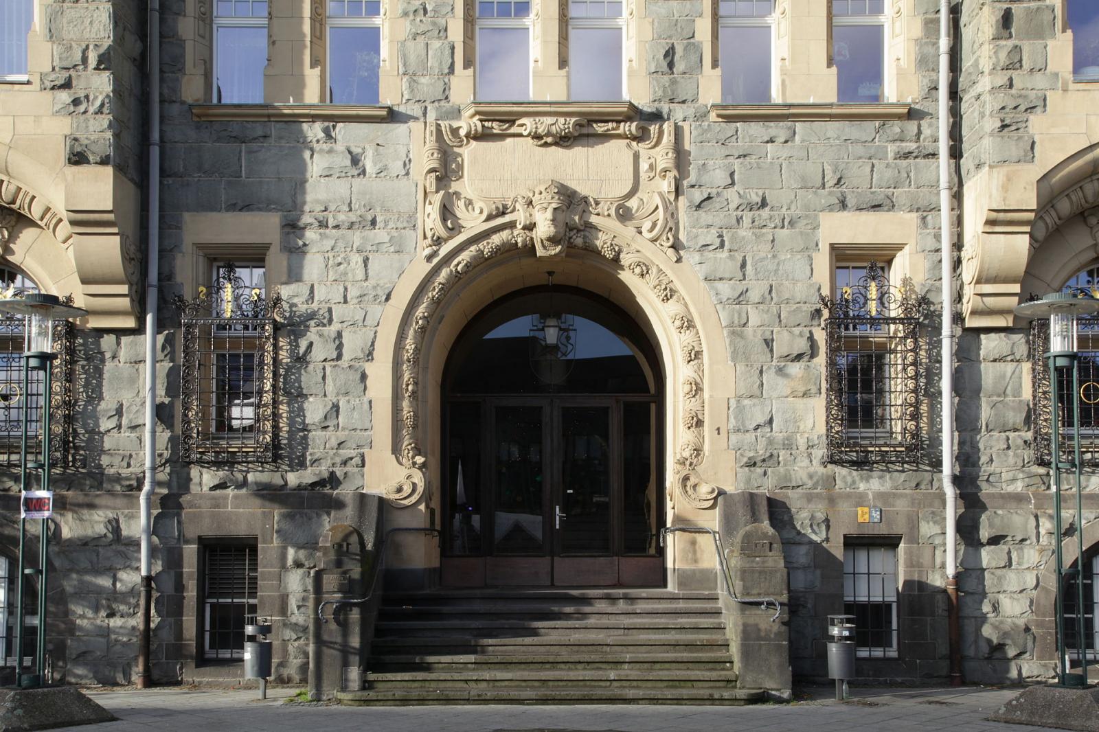 Eingang Rathaus Remscheid