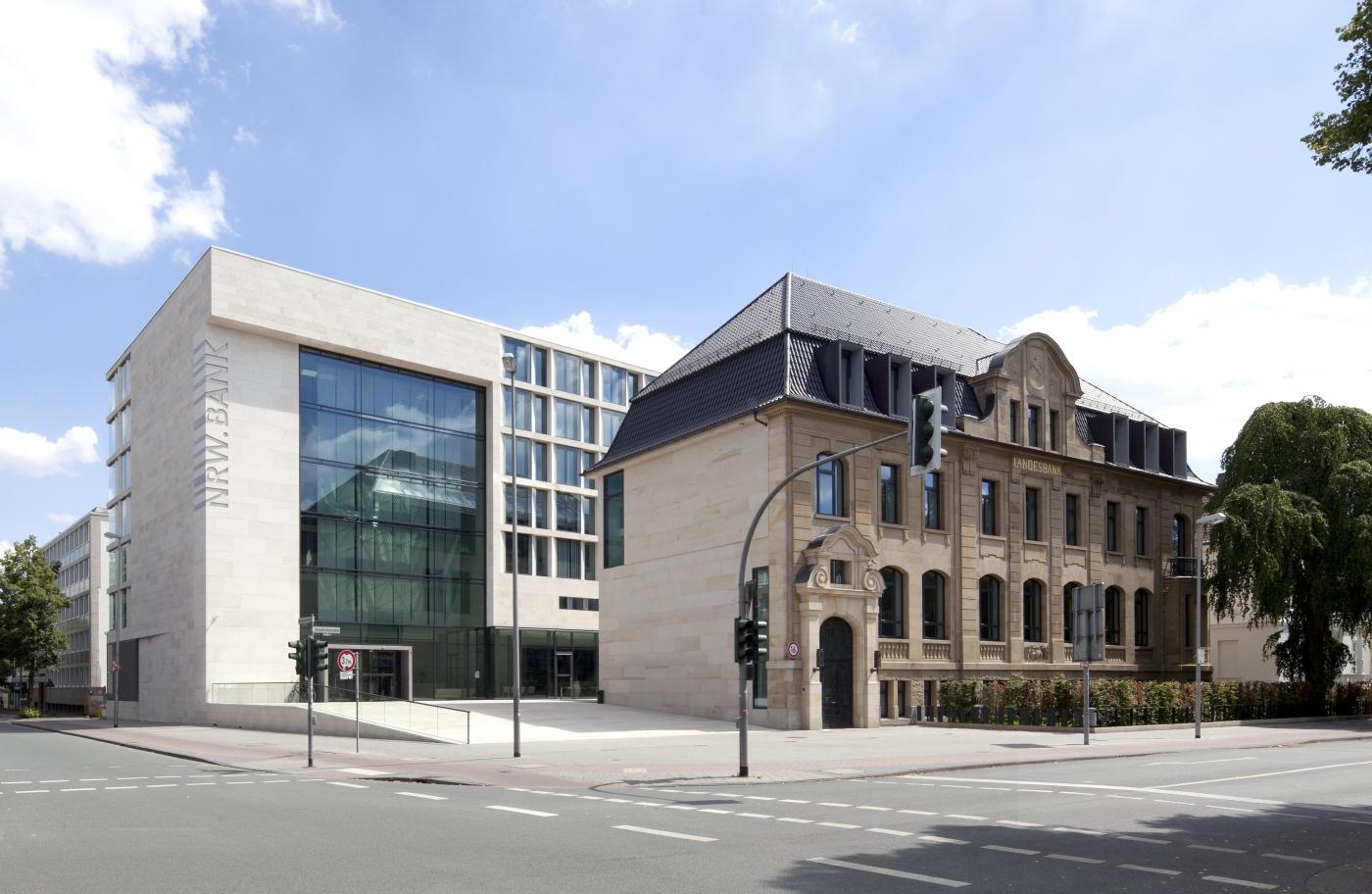 NRW.Bank mit freigestelltem Altbau der ehemaligen Landesbank