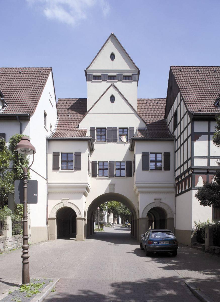 Torhaus der Schievenfeld-Siedlung