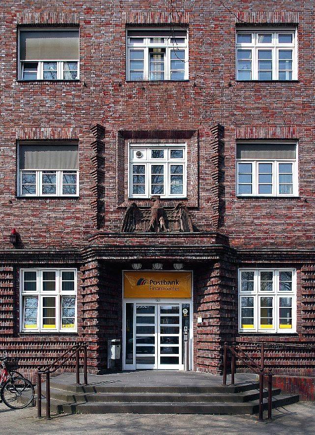 Postamt Buer Eingangsbereich