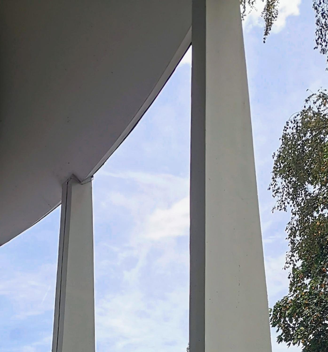 Detail Stützen und Dach