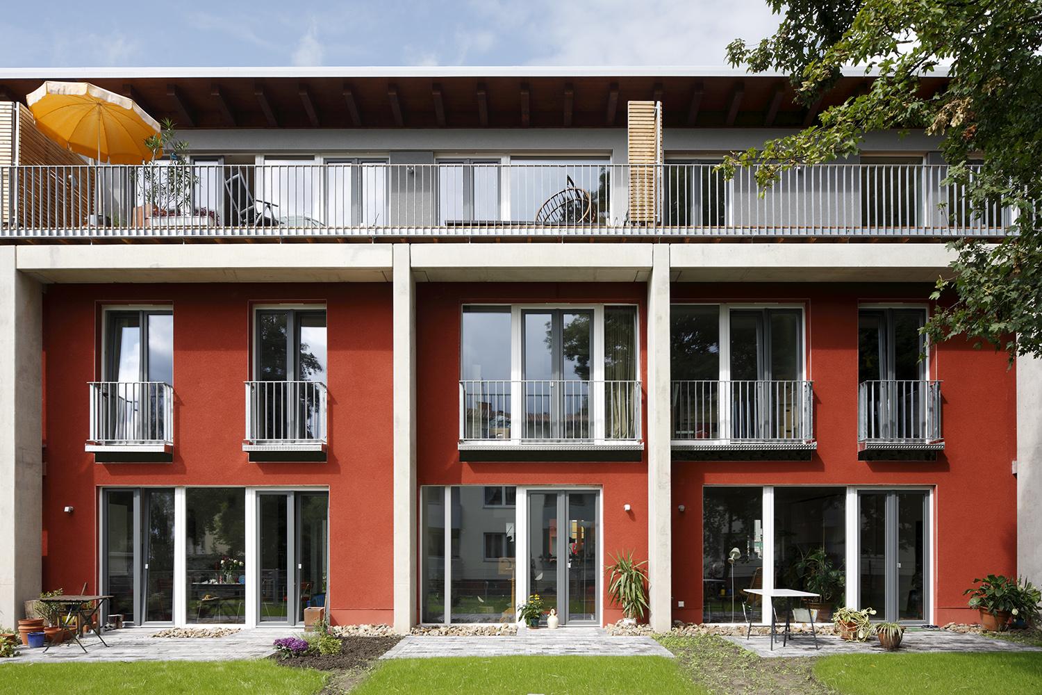 Mehrfamilienhaus mit privaten Freibereichen