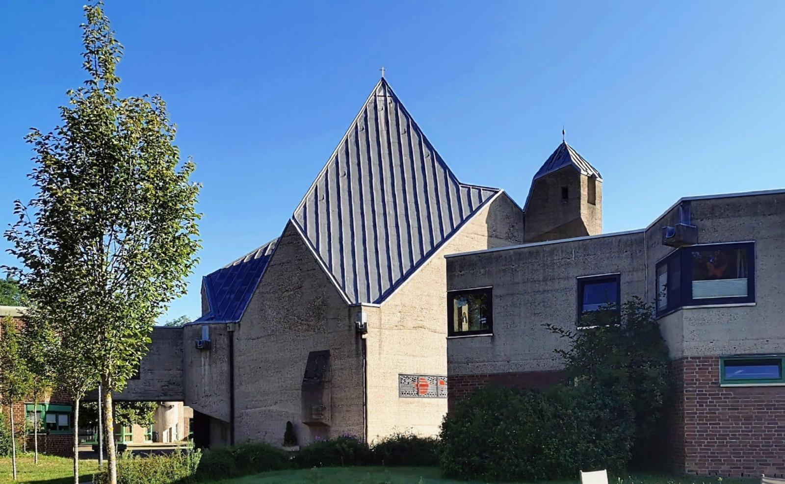 Südwestansicht Kirche