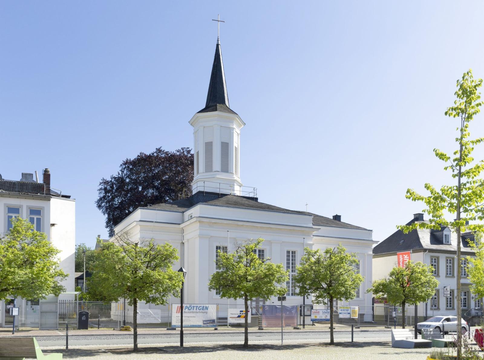 Auferstehungskirche am Neumarkt in Arnsberg