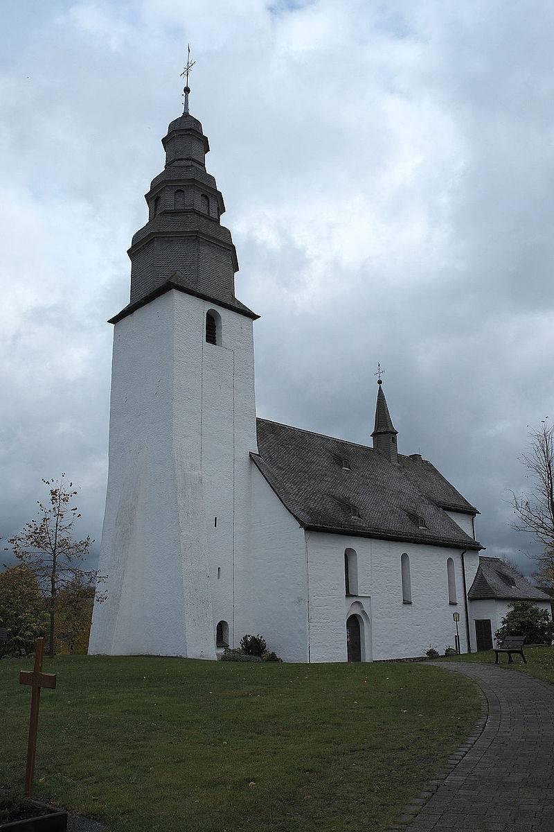 Pfarrkirche St. Peter und Paul Wormbach