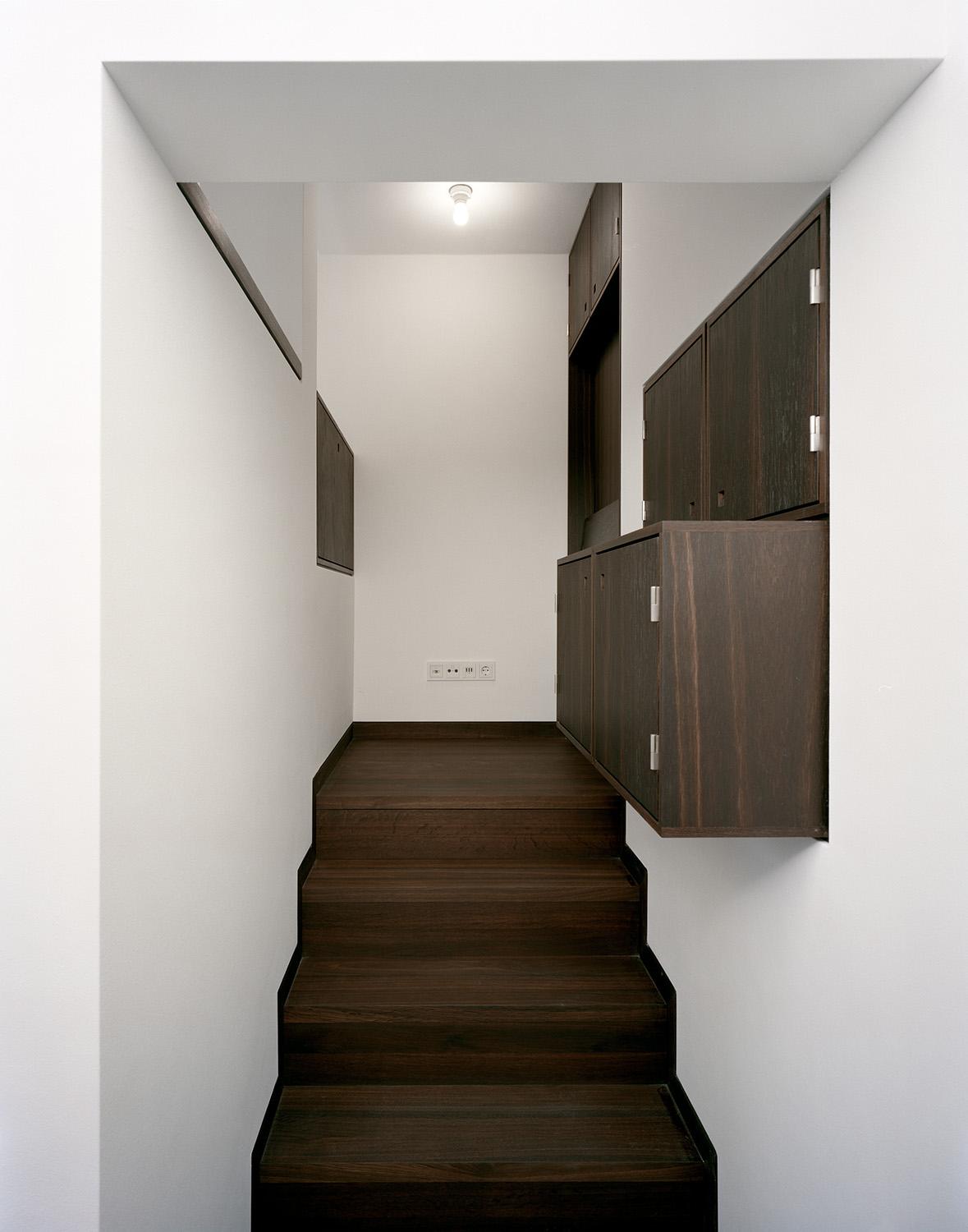 Haus Hundertacht Bonn, Treppe