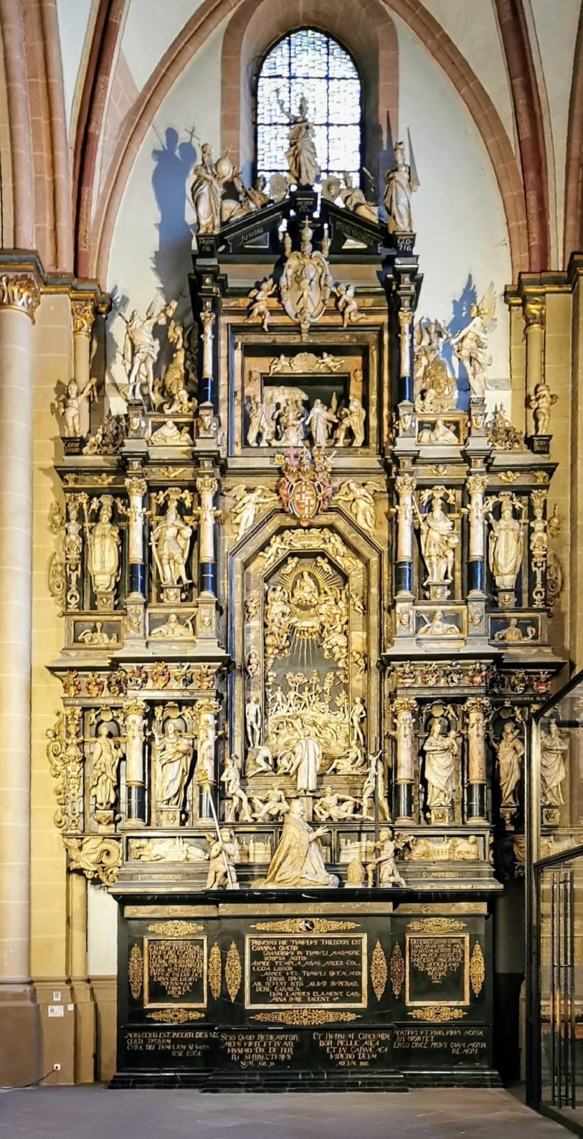 Grabmal des Fürstbischofs Dietrich von Fürstenberg