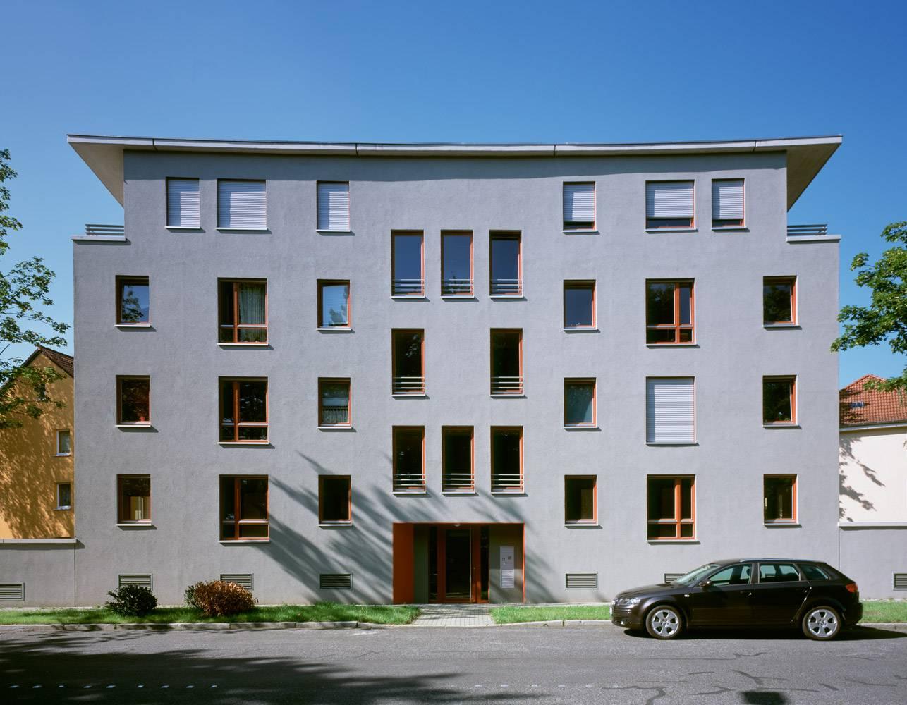 Straßenansicht