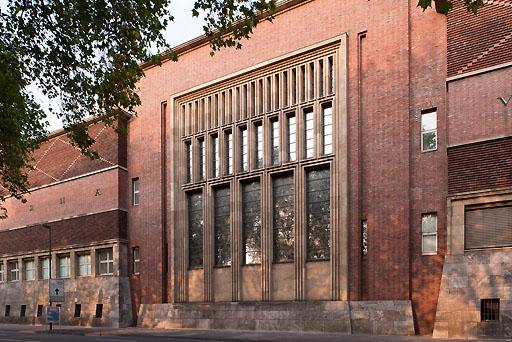 Straßenfassade Kunstpalast