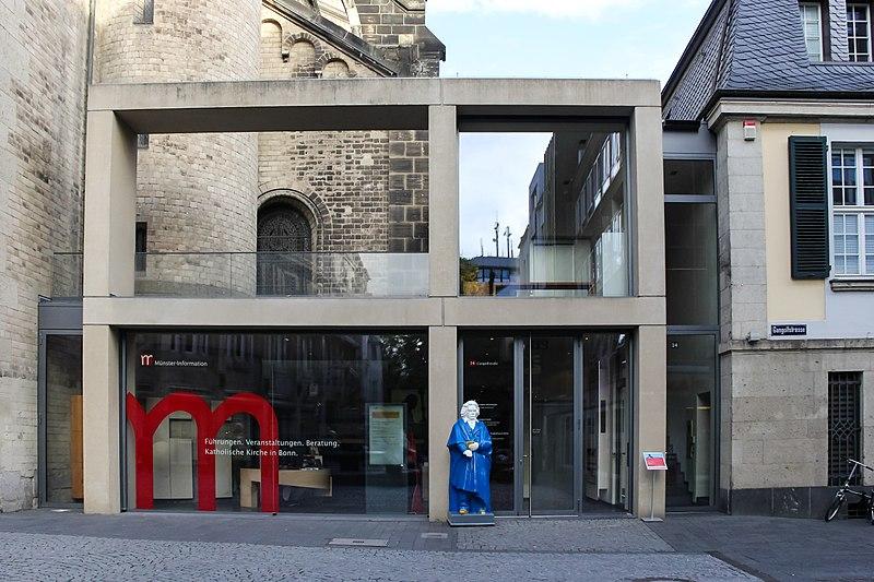 Außenansicht Foyer am Bonner Münster
