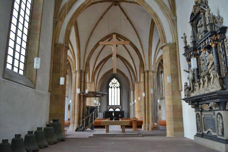Blick aus dem Chor nach Westen