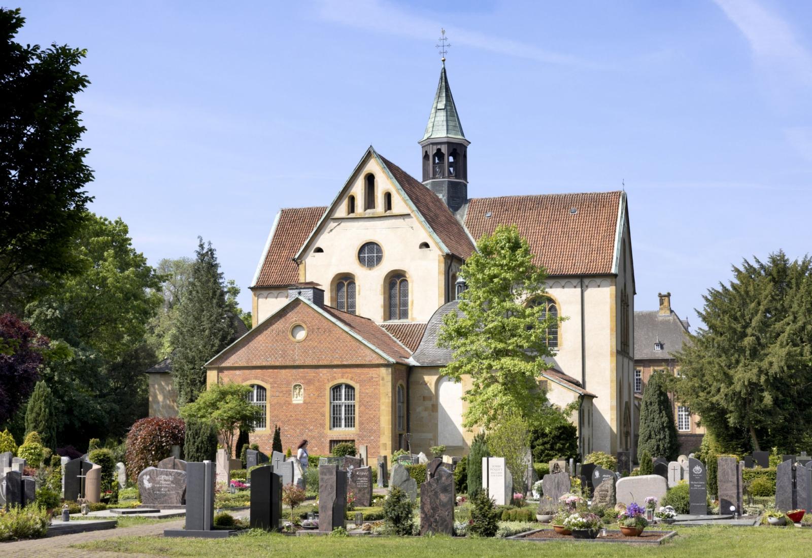 Ehem. Klosterkirche Marienfeld, Ostansicht