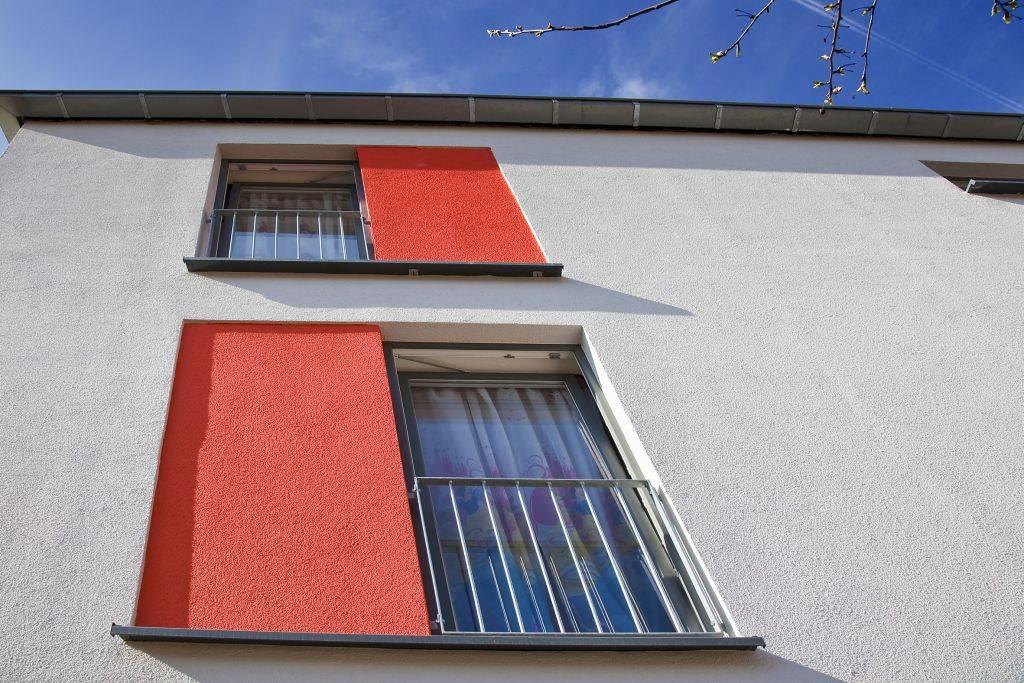 Detail Fassade Mehrfamilienhäuser Neuss-Erfttal