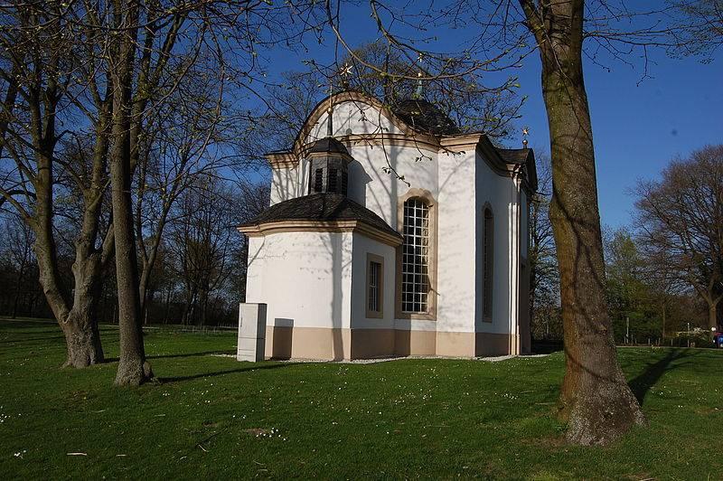 Rückansicht der Wallfahrtskapelle mit Sakristei