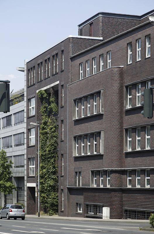 Fassade Helbingstraße RVR
