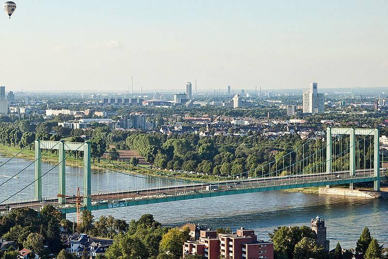 Luftaufnahme der Rodenkirchener Brücke