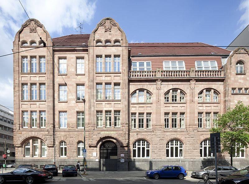 Luisengymnasium, Ansicht Bastionstraße