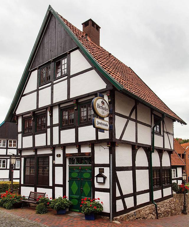 Am Roseneck 2, Vlotho