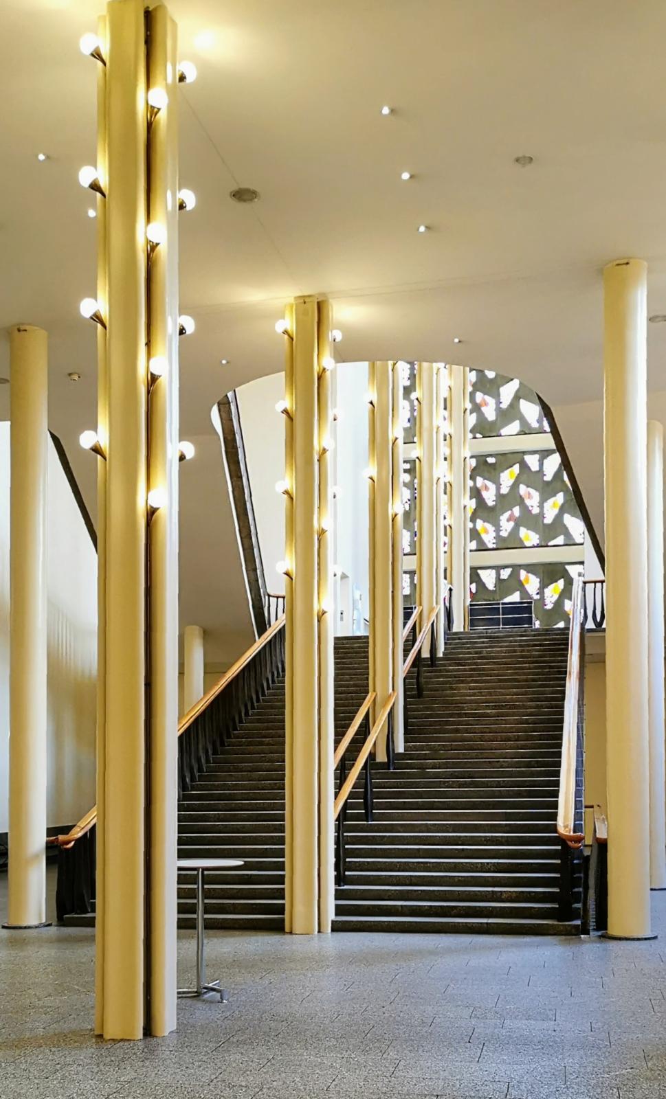 Aufgang von der Wandelhalle