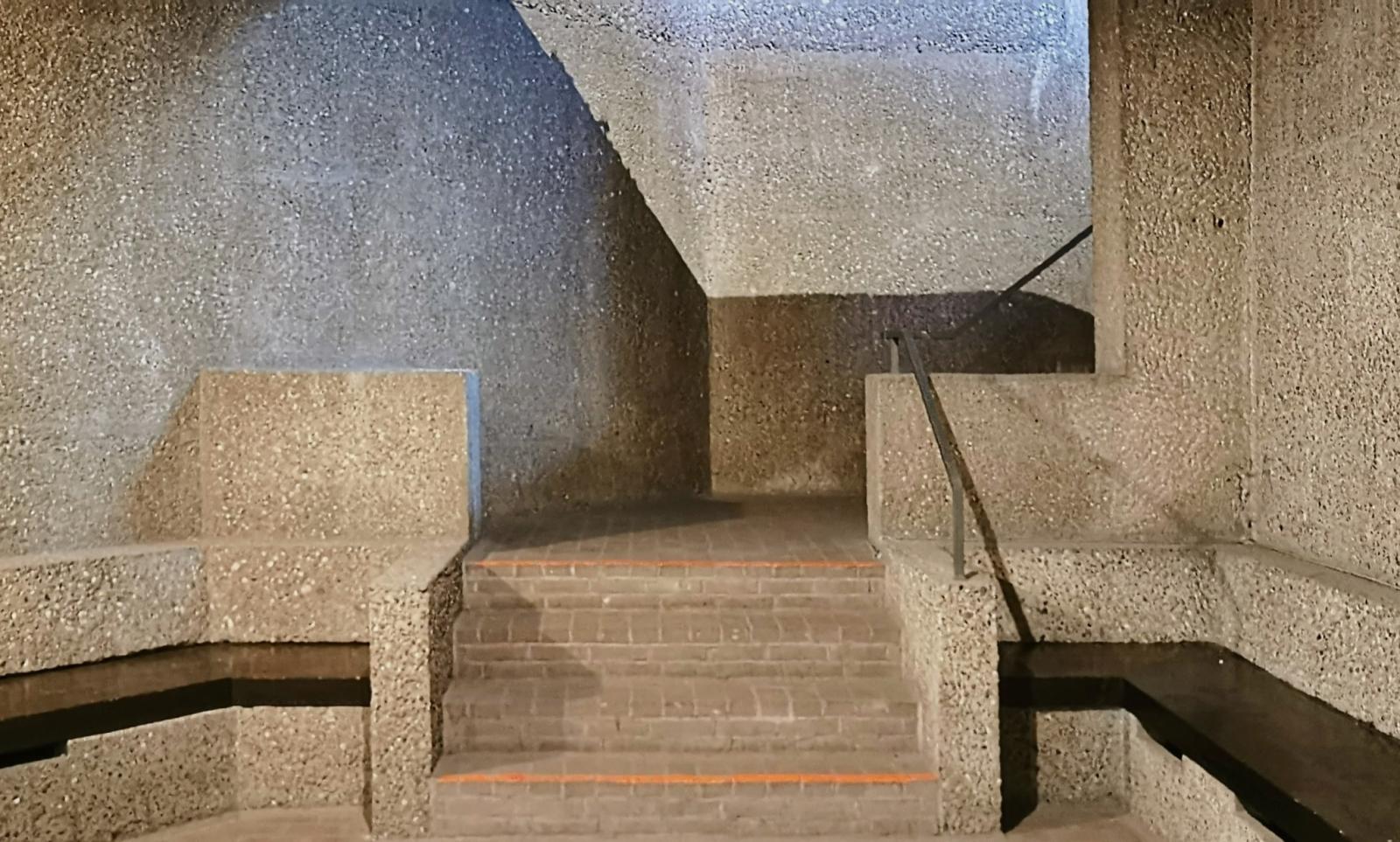 Zugang Krypta