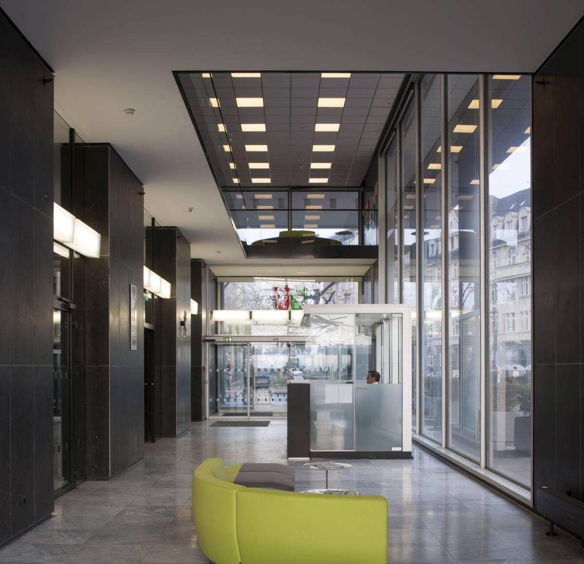 Foyer Mannesmann-Hochhaus