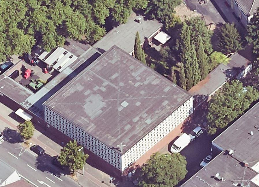 Schrägluftbild von Osten, Tafelkirche Heilige Familie Oberhausen