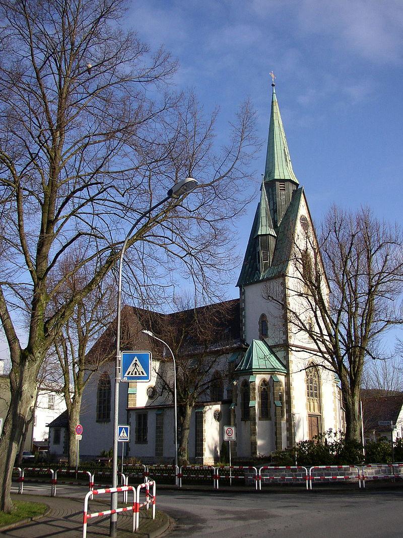 Herz-Jesu-Kirche in Halle, Ansicht von Süden