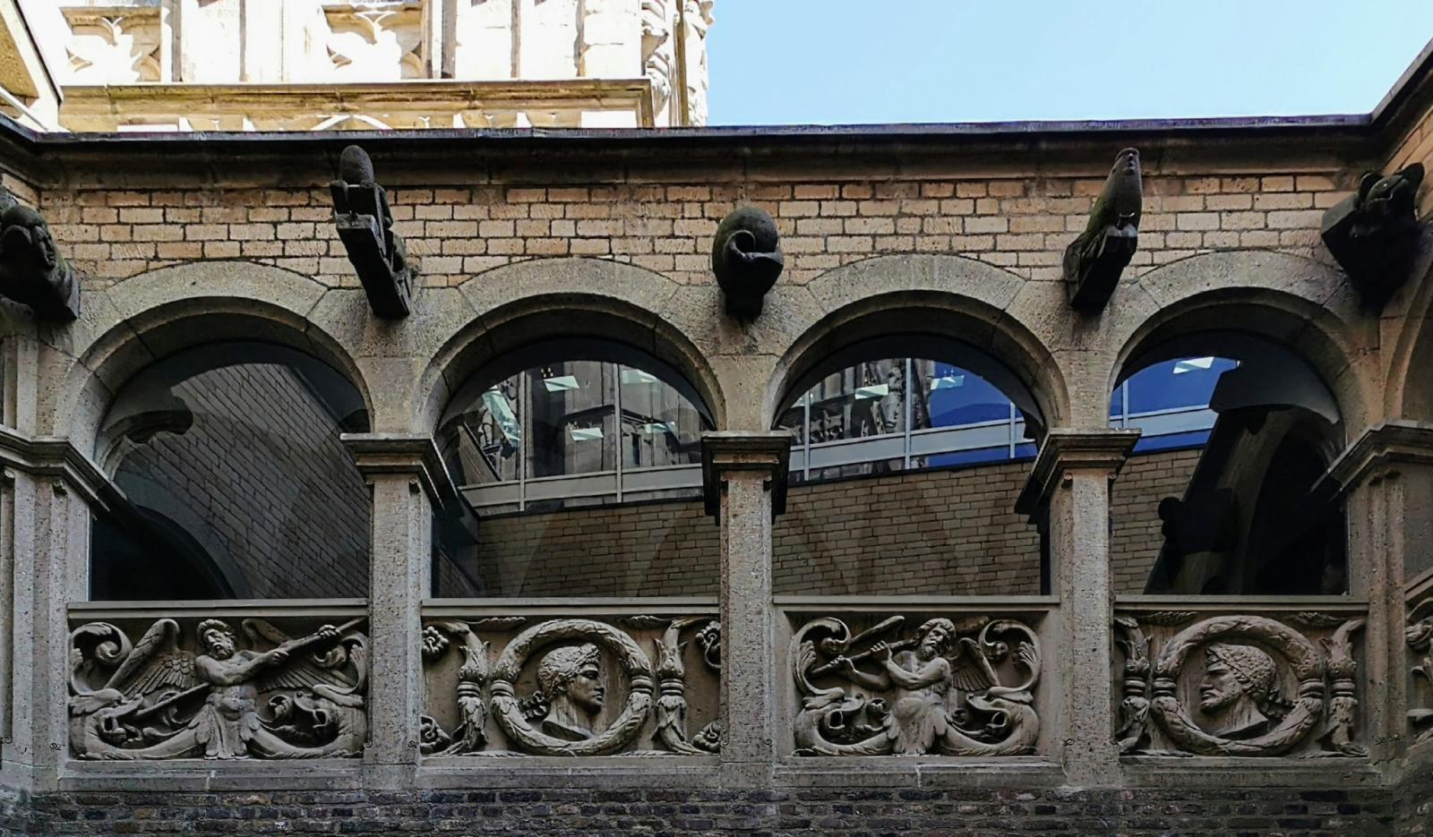 Löwenhof