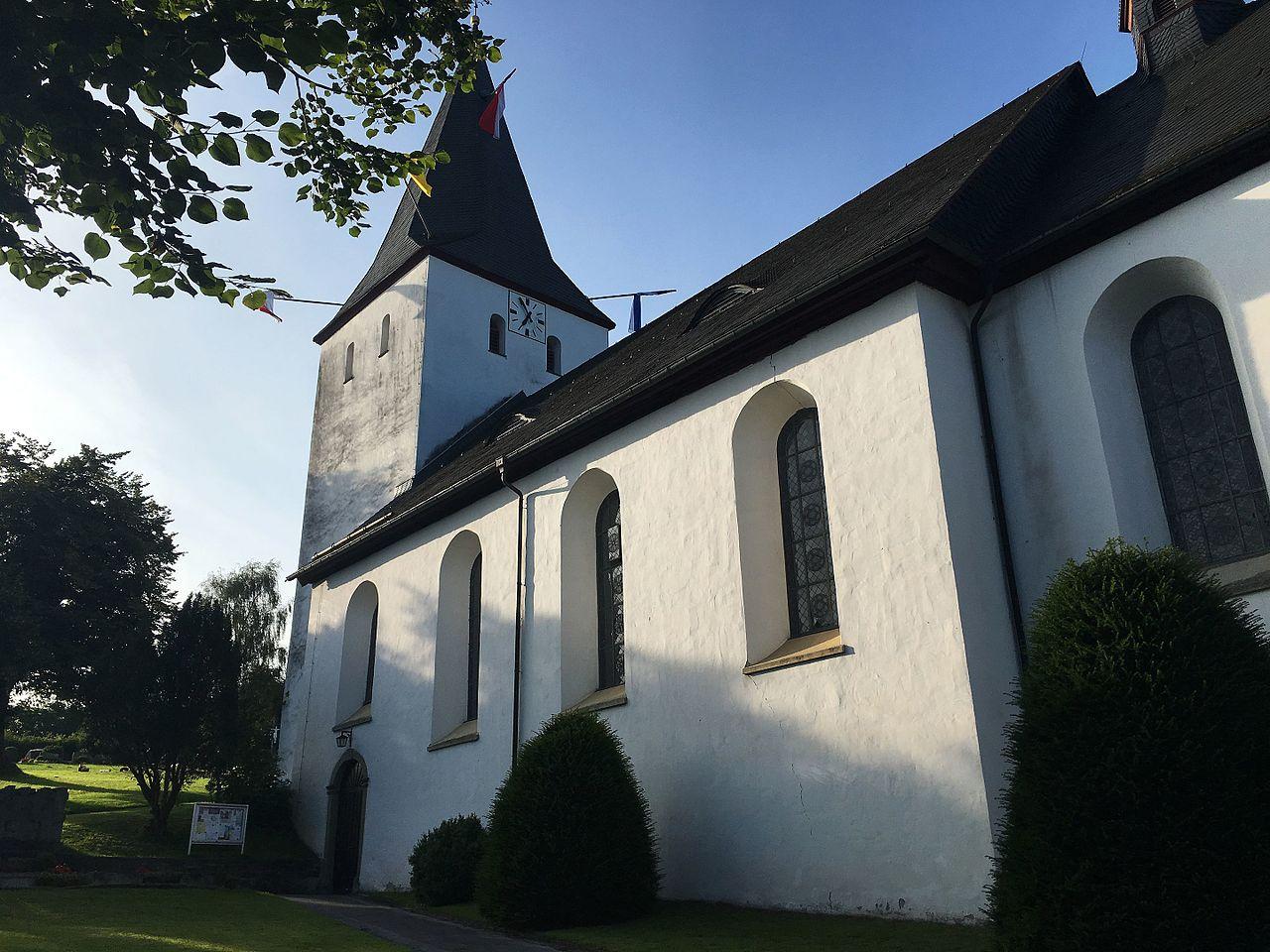 Ansicht der Kirche von Süden