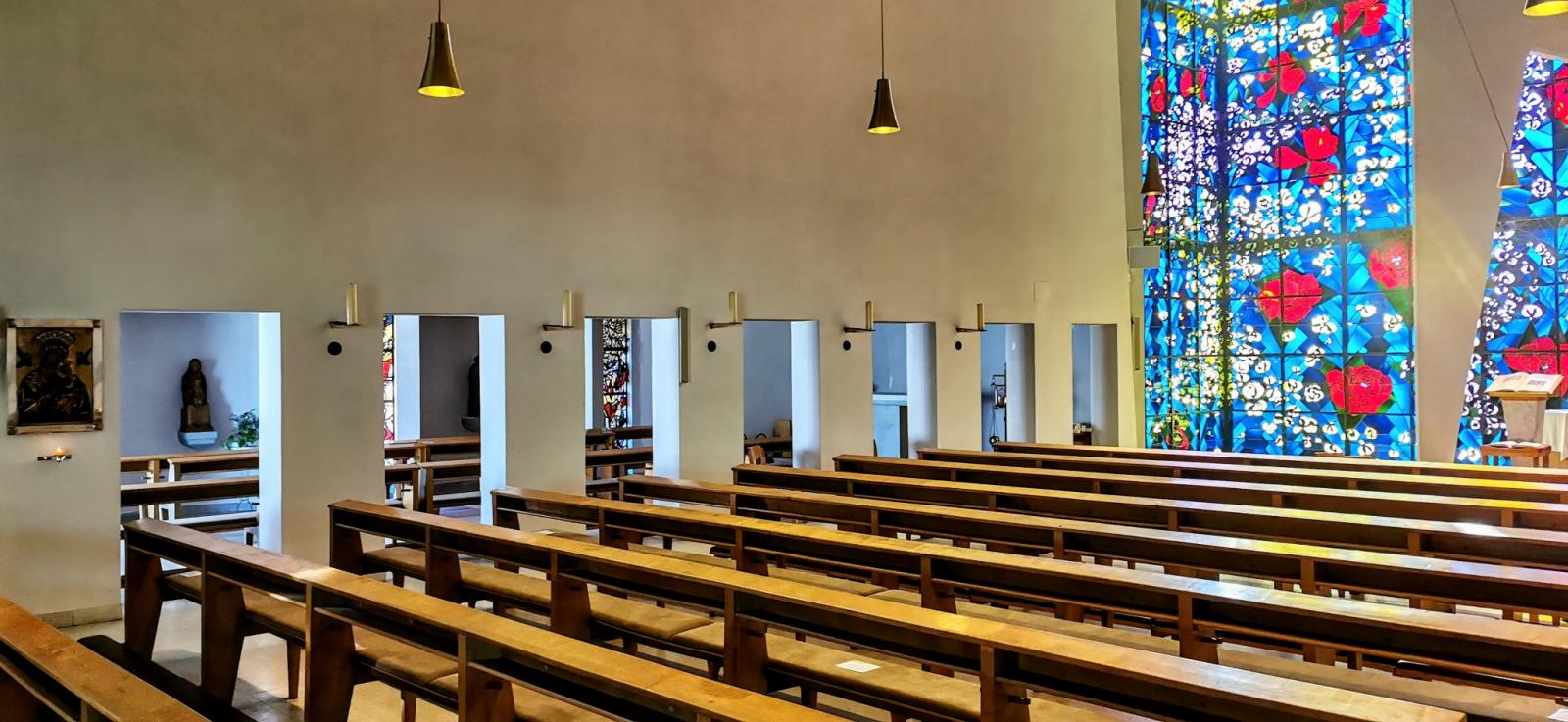 Innenraum Seitenansicht Südost