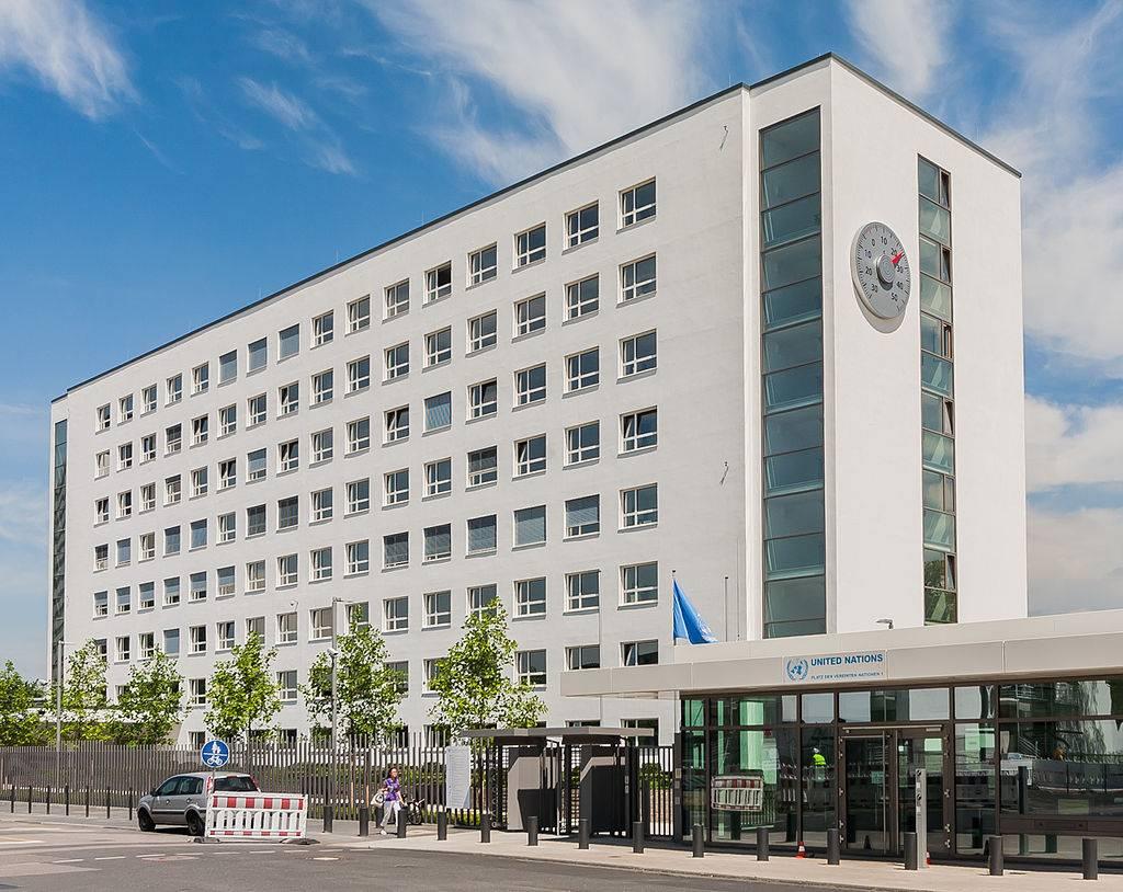 Altes Abgeordnetenhochhaus