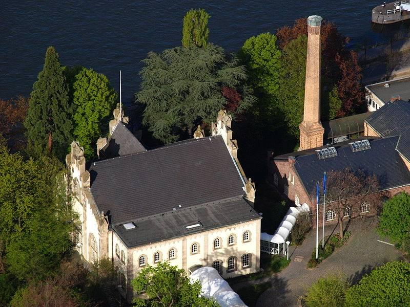 Luftaufnahme Wasserwerk mit Pumpenhaus